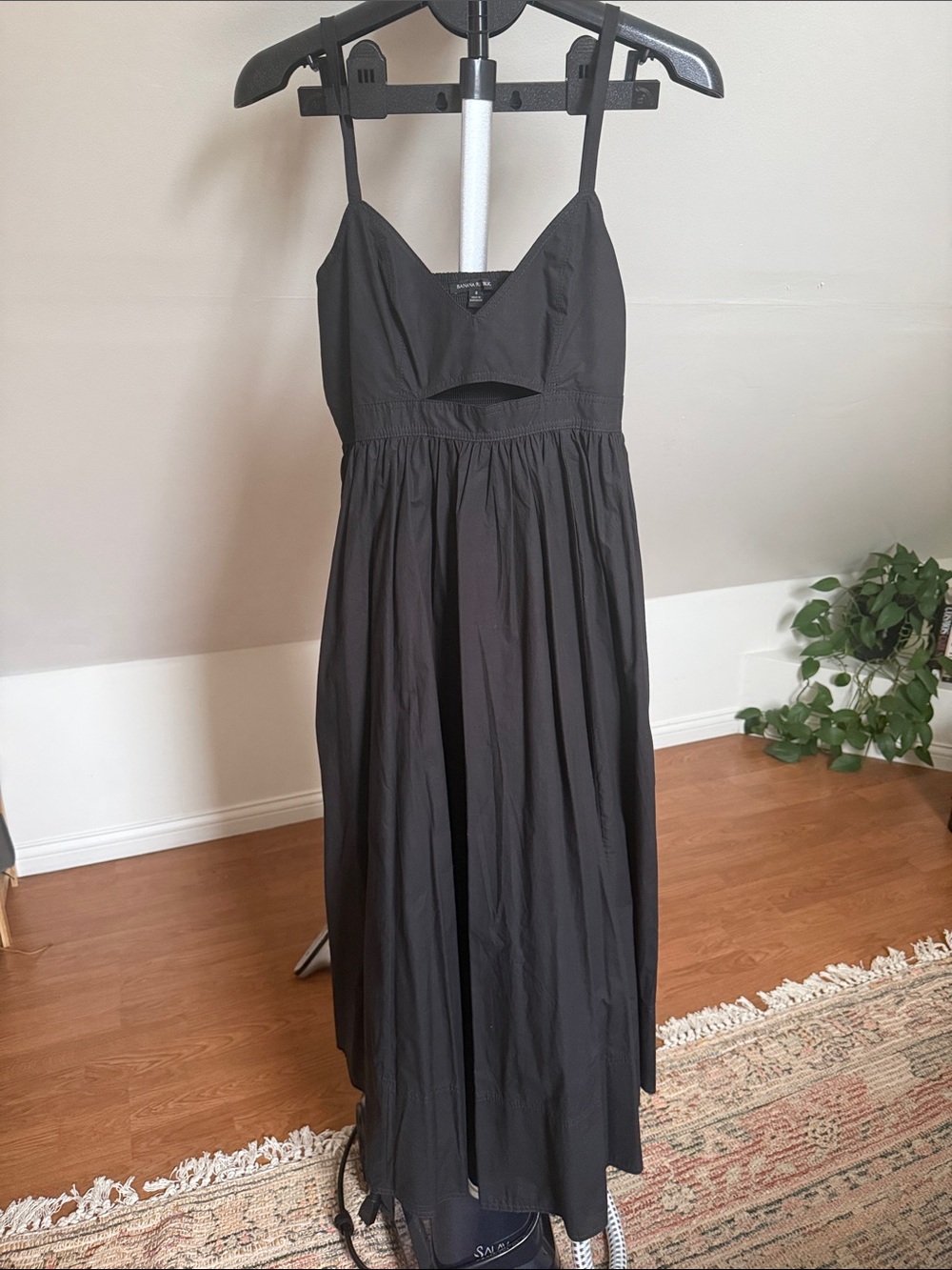 Black Spaghetti-Strap Midi Dress - Unbranded
